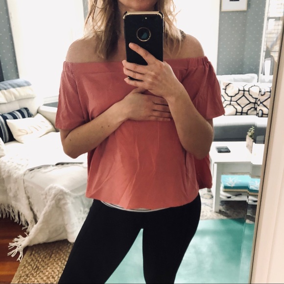 Off The Shoulder Top - Picture 5 of 5